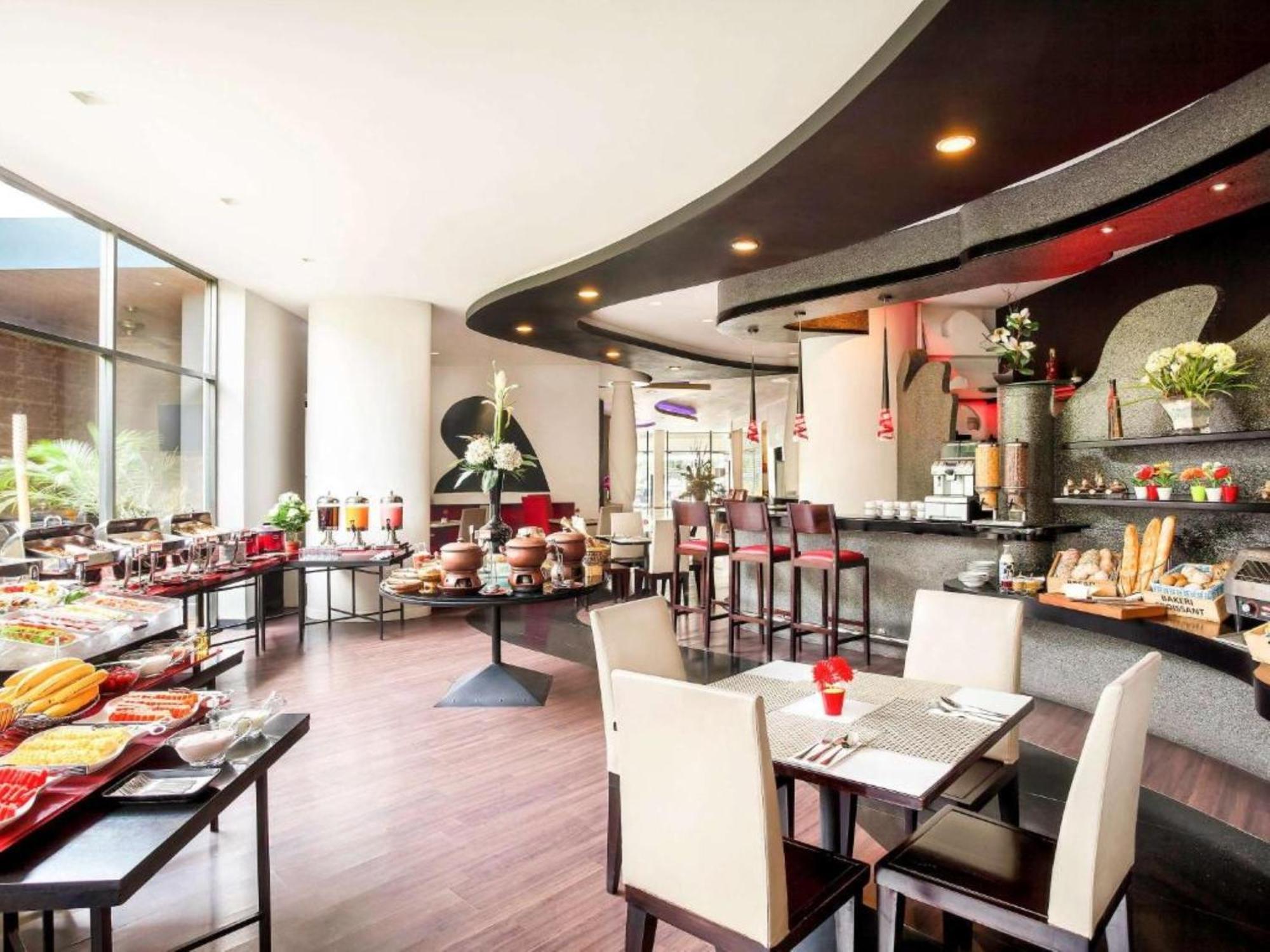 Horison Arcadia Wahid Hasyim Hotel Jakarta Kültér fotó