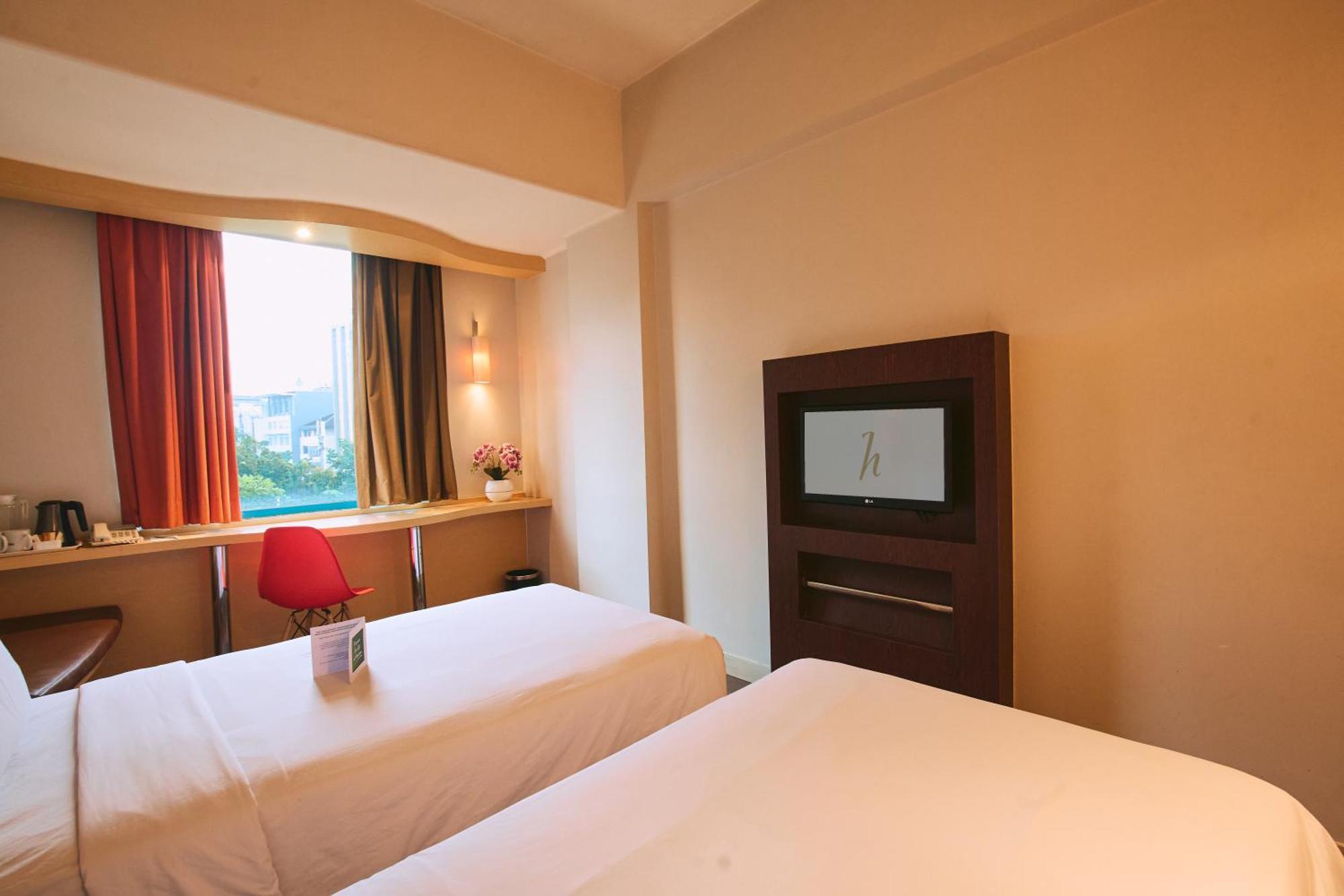 Horison Arcadia Wahid Hasyim Hotel Jakarta Kültér fotó